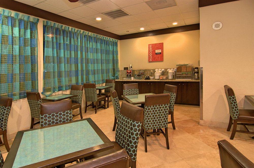 Four Points By Sheraton Fort Lauderdale Airport/Cruise Port Buitenkant foto